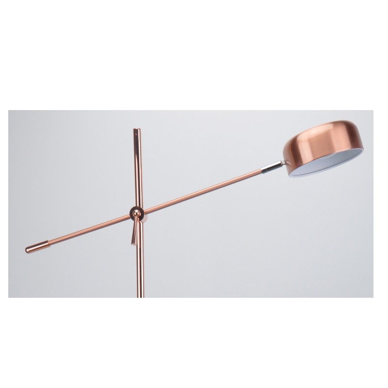 Staande lamp met instelfunctie en vlakke voet